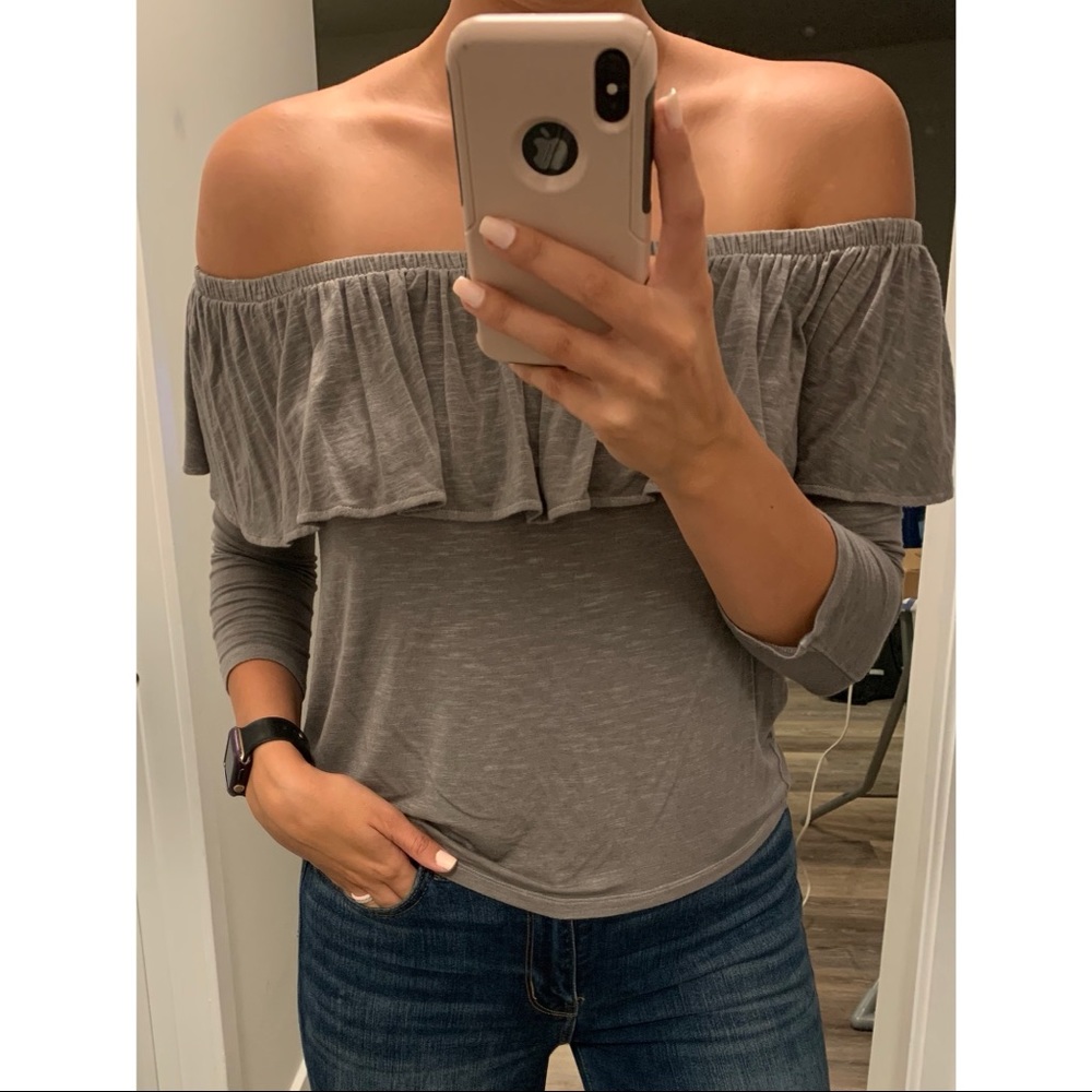 American Eagle Strapless Long Sleeve